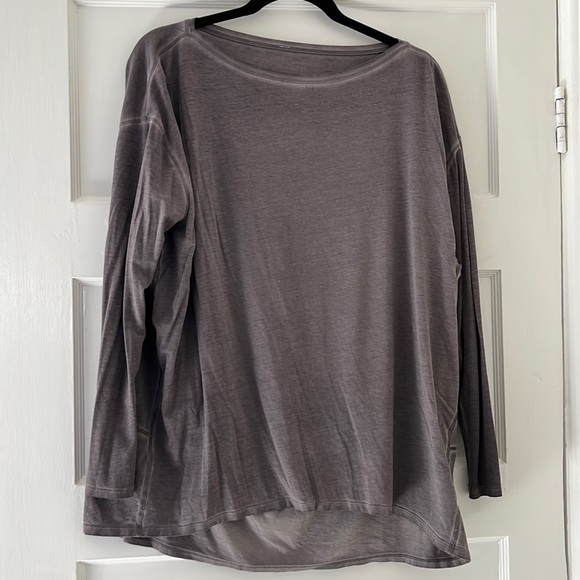 lululemon athletica Tops - Lulu long sleeve